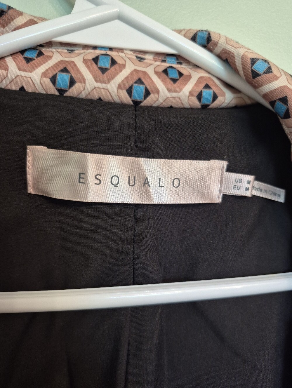 Esqualo Women's Tan Geometric Modern Print Structured Blazer Size Medium - Picture 3 of 9